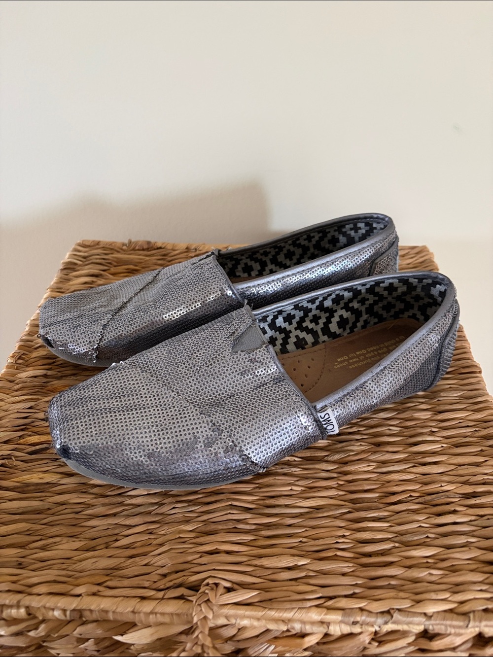 TOMS Sequin Slip-On Flats in Metallic Silver - size W7.5 Disco Ball